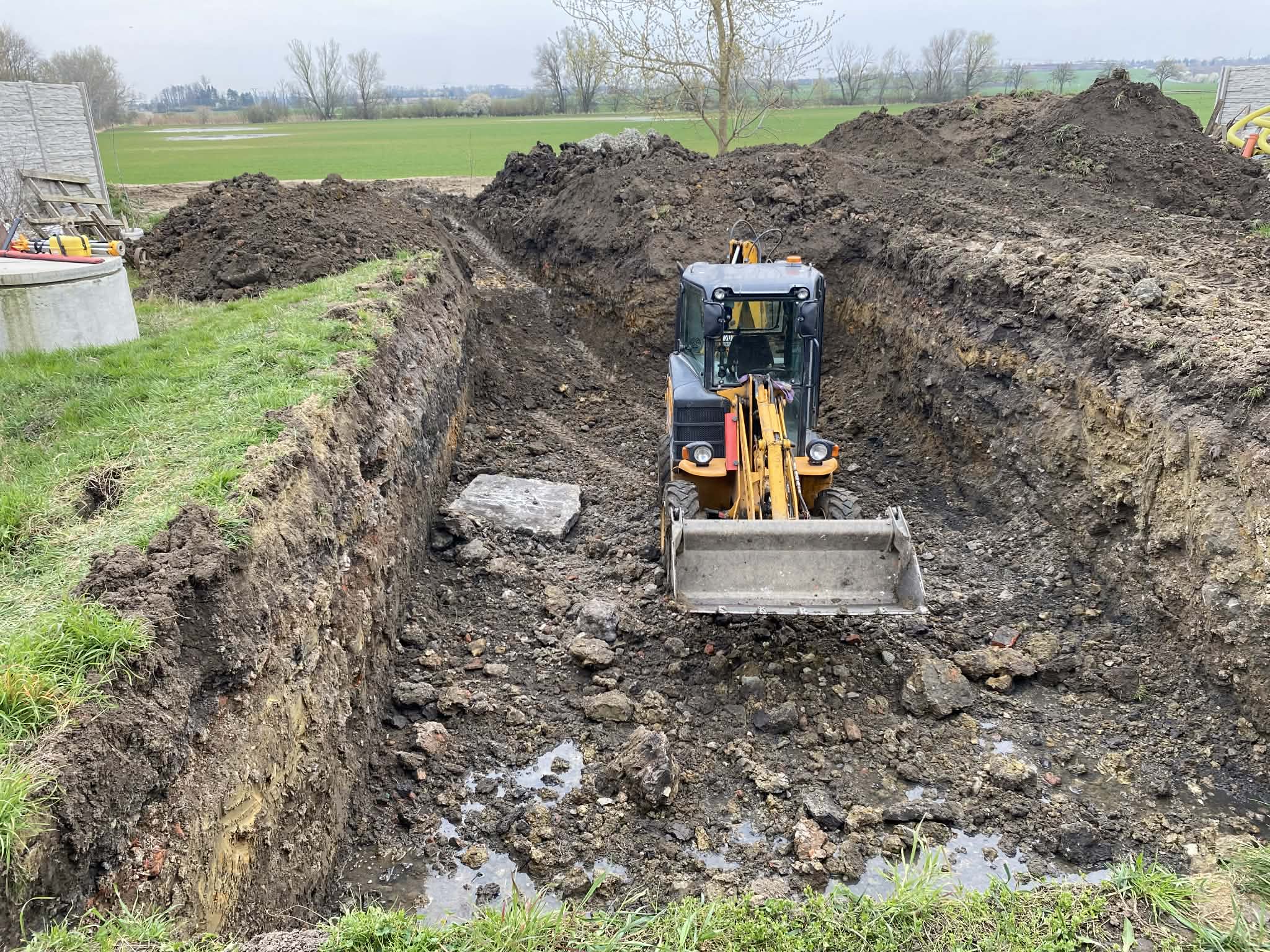 Výkopové práce bagrem