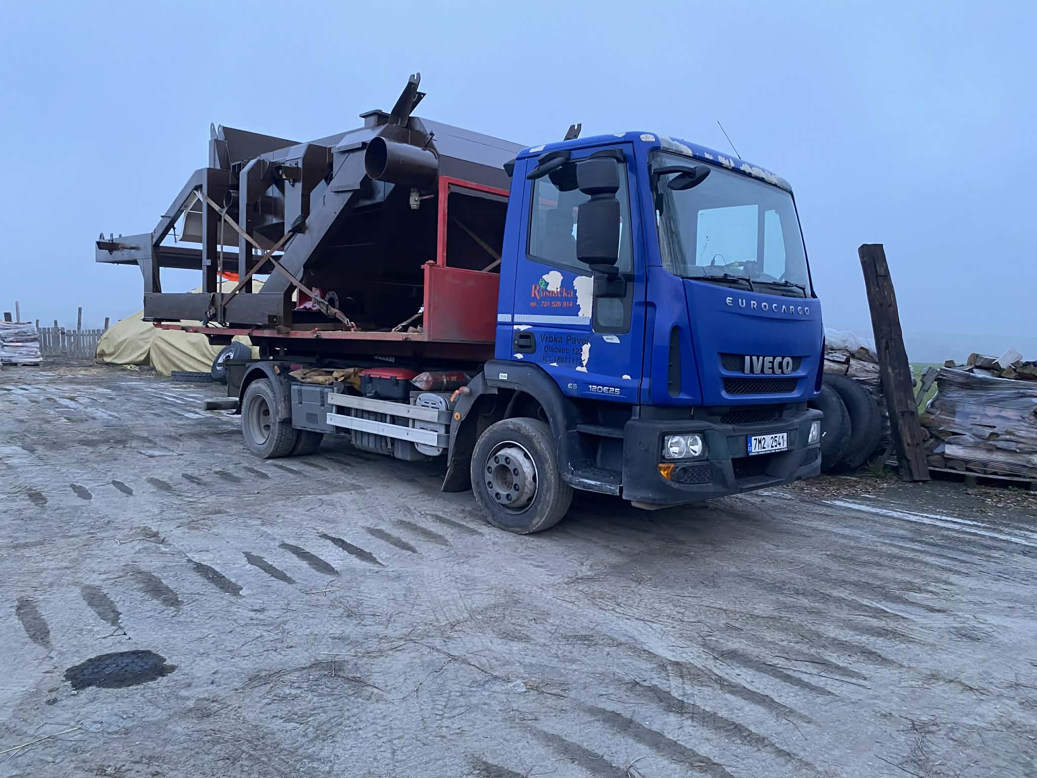 Valníkový kontejner